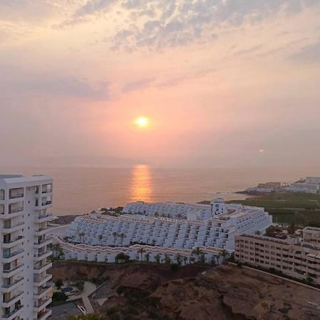 Apartamento Apto increíble, acogedor, luminoso de ambiente muy relajante con excelentes vistas y servicios/ Amazing apt with sunset lovely views Costa Adeje  Exterior foto